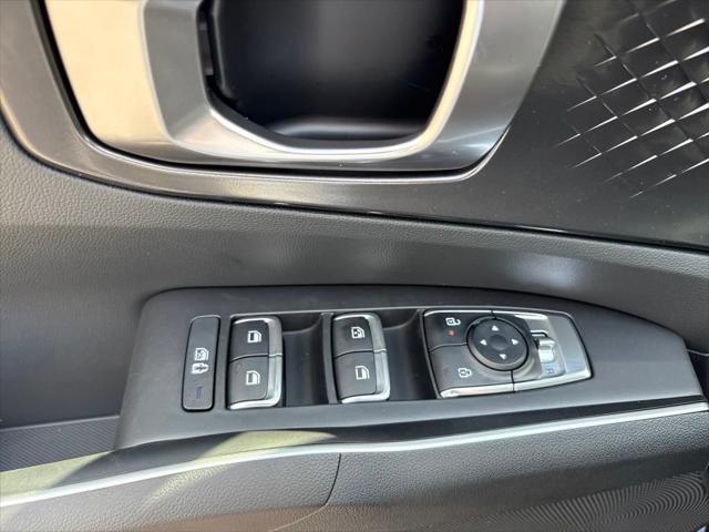 new 2025 Kia Sorento car, priced at $38,530