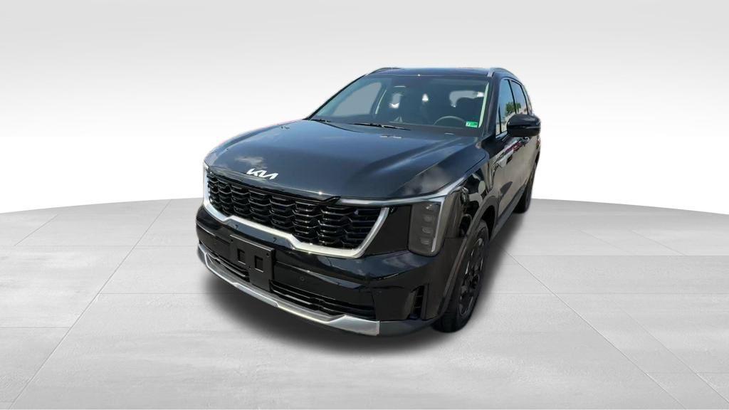 new 2025 Kia Sorento car, priced at $37,030