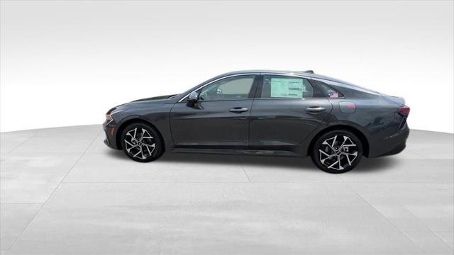 new 2026 Kia K5 car, priced at $36,065