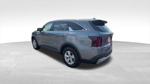 new 2025 Kia Sorento car, priced at $34,010