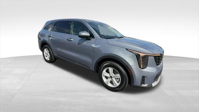 new 2025 Kia Sorento car, priced at $34,010
