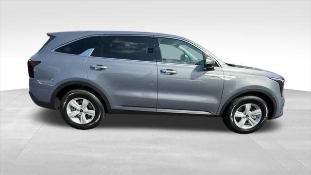 new 2025 Kia Sorento car, priced at $34,010