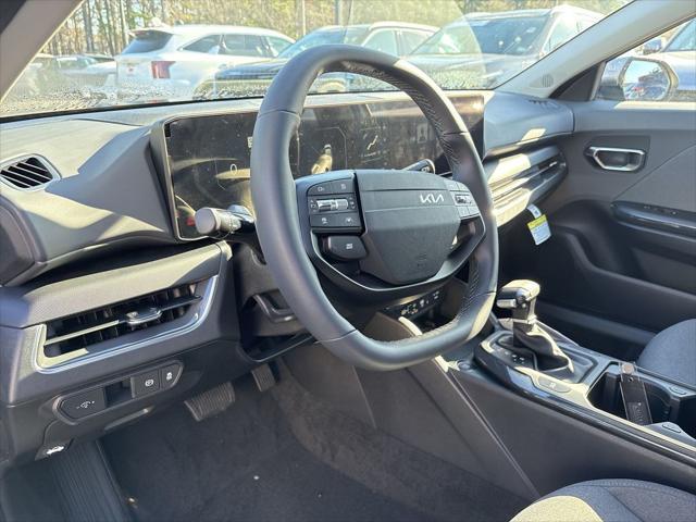 new 2025 Kia K4 car, priced at $24,320