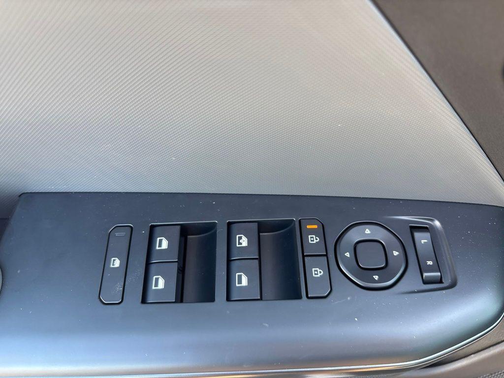 new 2025 Kia K4 car, priced at $23,850