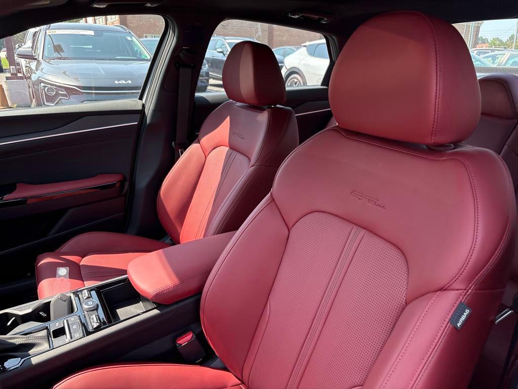 new 2025 Kia K5 car, priced at $32,460