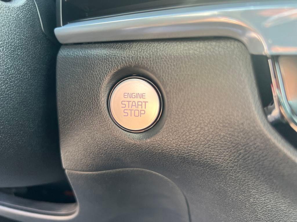new 2025 Kia Sorento Hybrid car, priced at $48,065