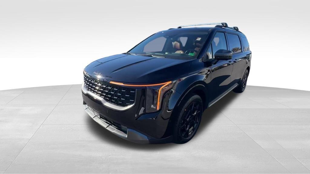 new 2026 Kia Carnival Hybrid car, priced at $58,185