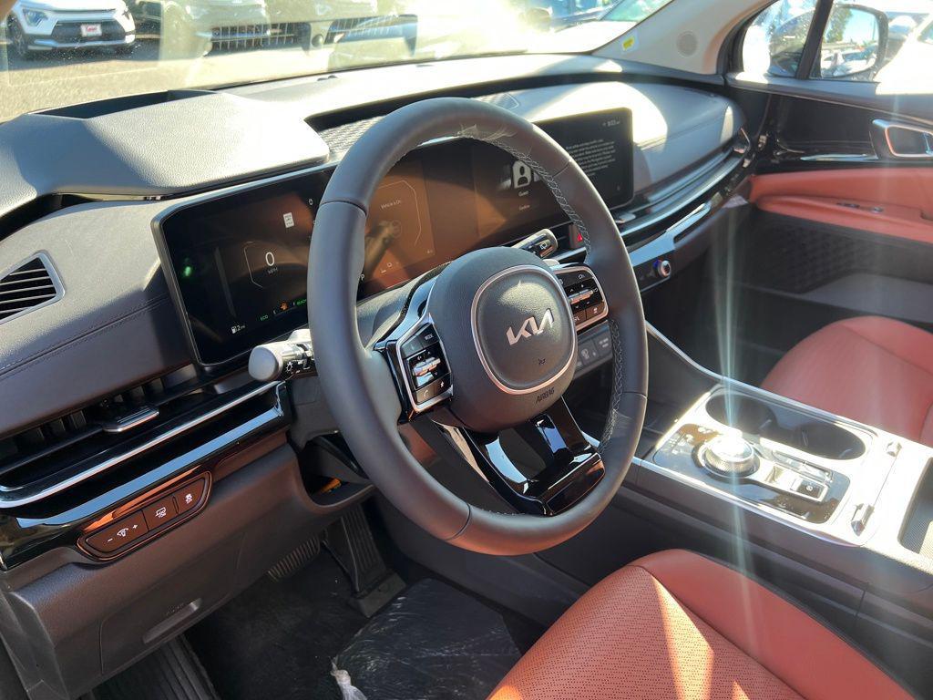 new 2026 Kia Carnival Hybrid car, priced at $58,185