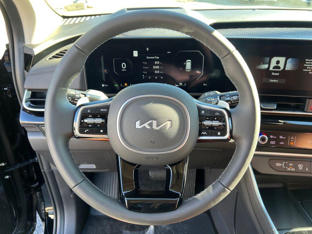 new 2026 Kia Carnival Hybrid car, priced at $58,185