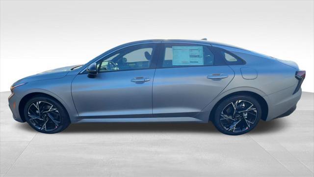 new 2025 Kia K5 car, priced at $30,625