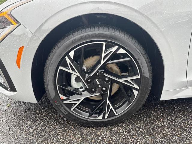 new 2025 Kia K5 car, priced at $33,940