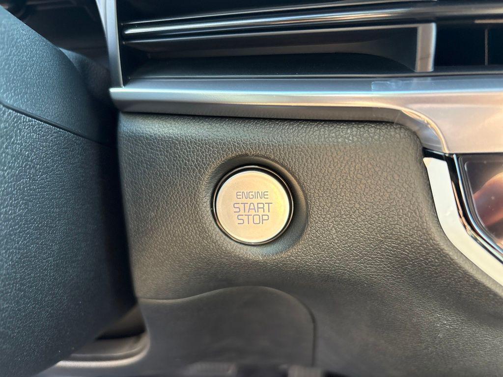new 2025 Kia Sorento Hybrid car, priced at $45,410