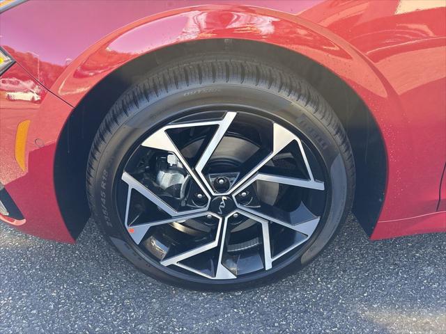 new 2025 Kia K5 car, priced at $35,755