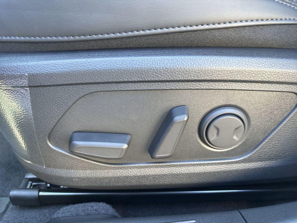 new 2025 Kia K5 car, priced at $35,755