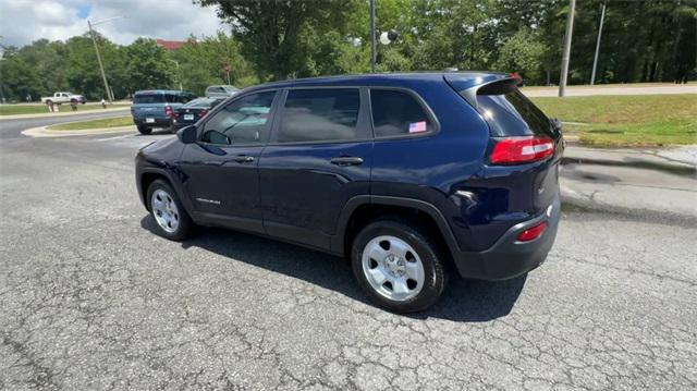 used 2016 Jeep Cherokee car, priced at $17,275