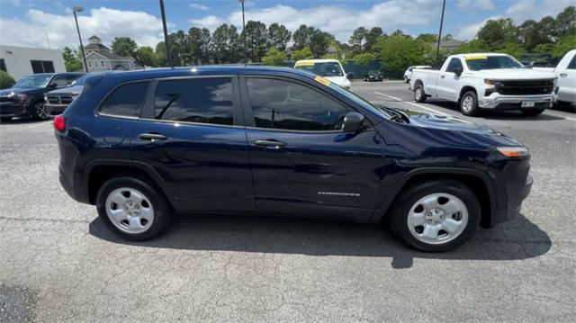 used 2016 Jeep Cherokee car, priced at $17,275