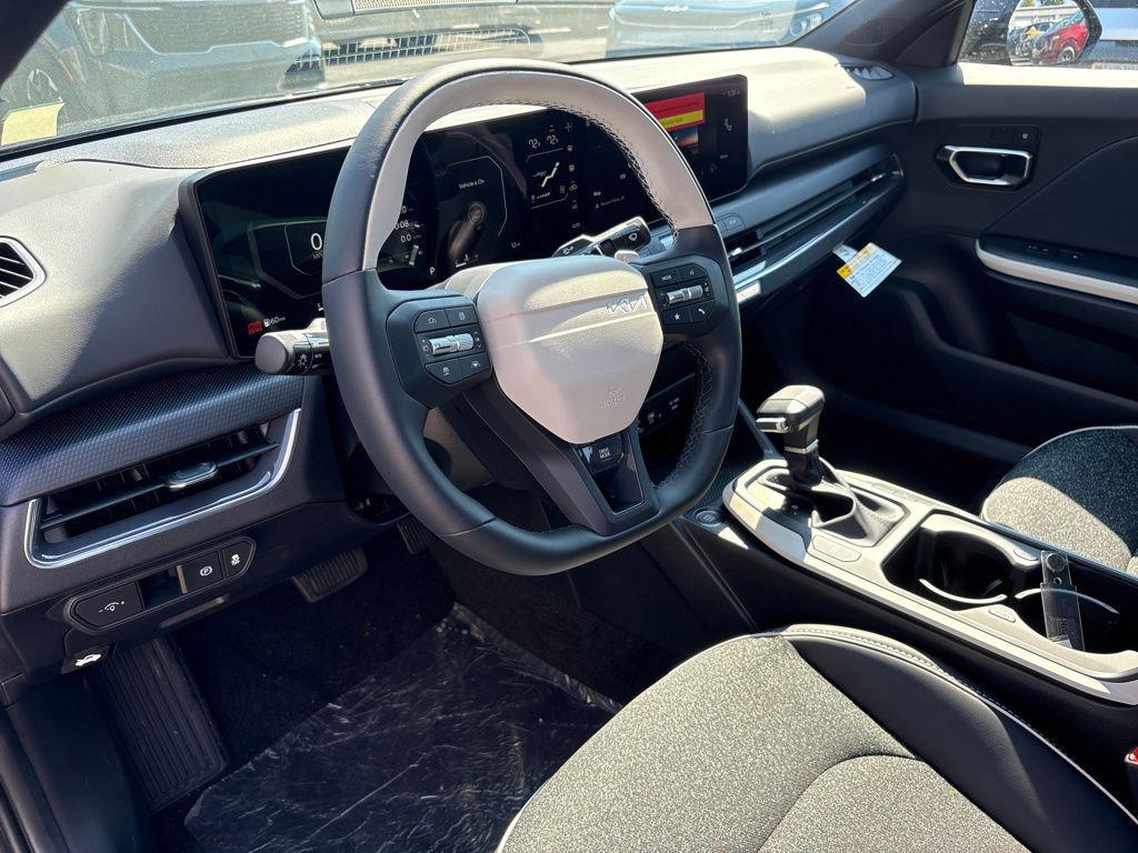 new 2025 Kia K4 car, priced at $27,810