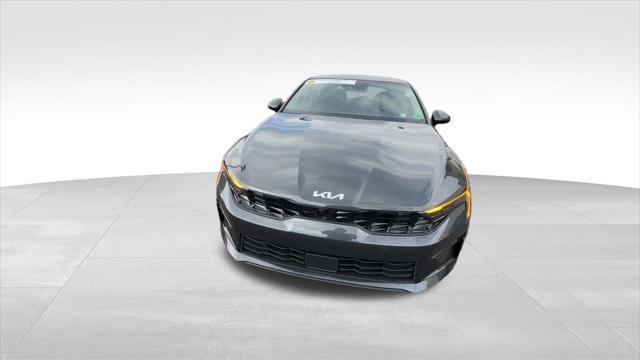 new 2025 Kia K5 car, priced at $35,295