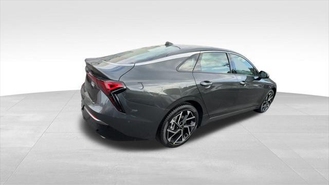 new 2025 Kia K5 car, priced at $35,295