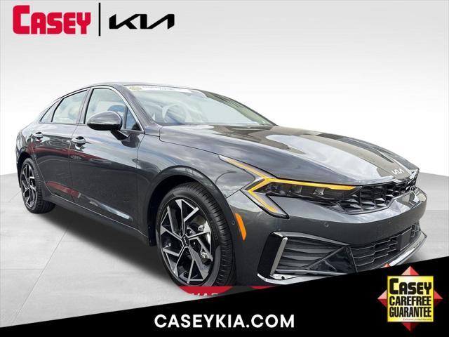 new 2025 Kia K5 car, priced at $35,295