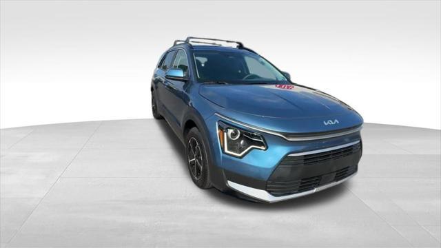 new 2025 Kia Niro car, priced at $32,120