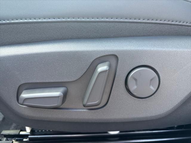new 2025 Kia Niro car, priced at $32,120
