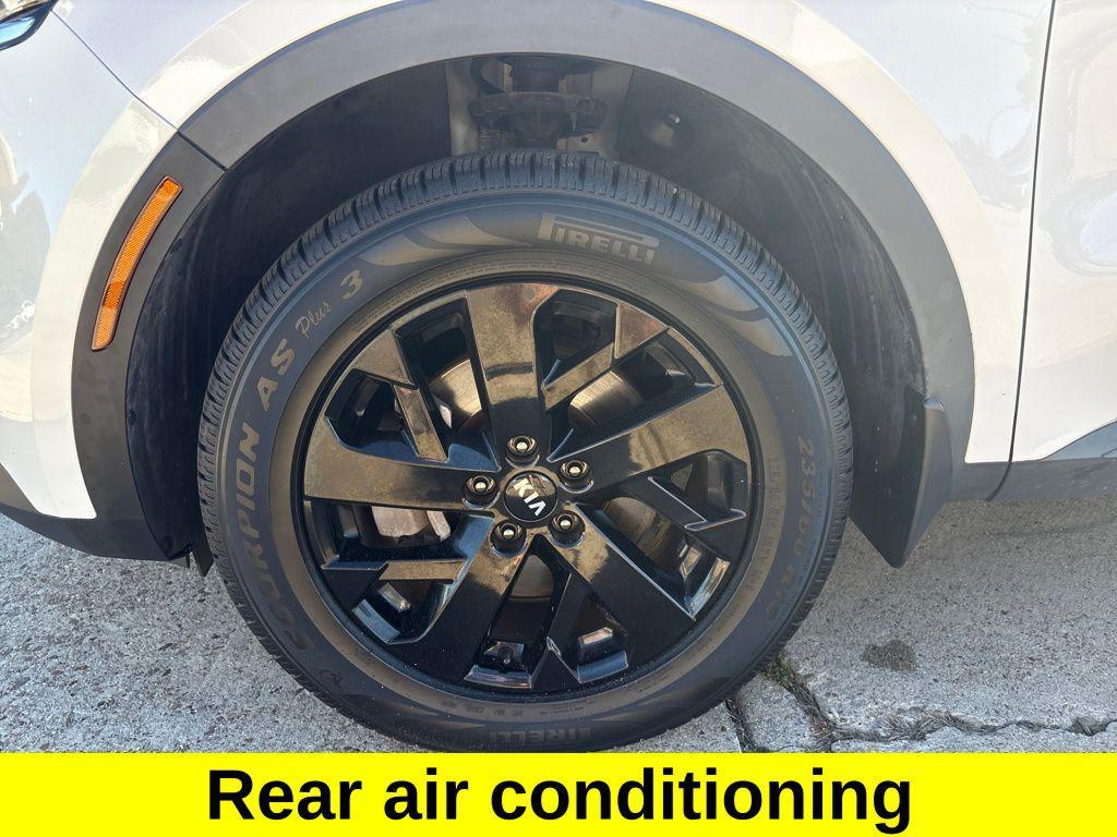 used 2021 Kia Sorento car, priced at $23,050