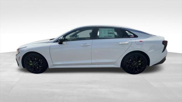 new 2026 Kia K5 car, priced at $39,560