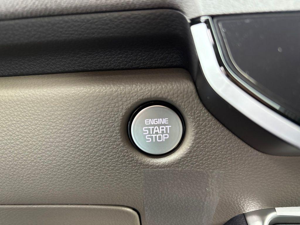 new 2026 Kia Carnival car, priced at $43,895