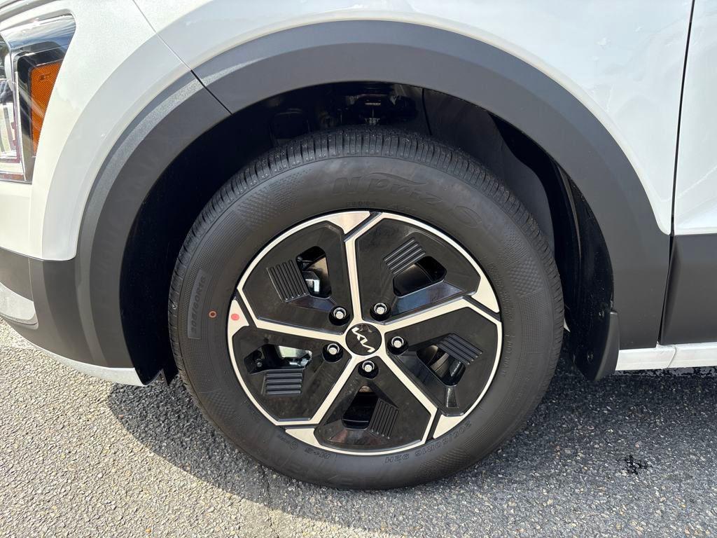 new 2025 Kia Niro car, priced at $32,240