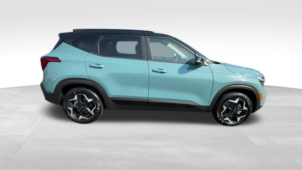 new 2026 Kia Seltos car, priced at $28,870