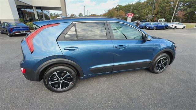 new 2025 Kia Niro car, priced at $32,035