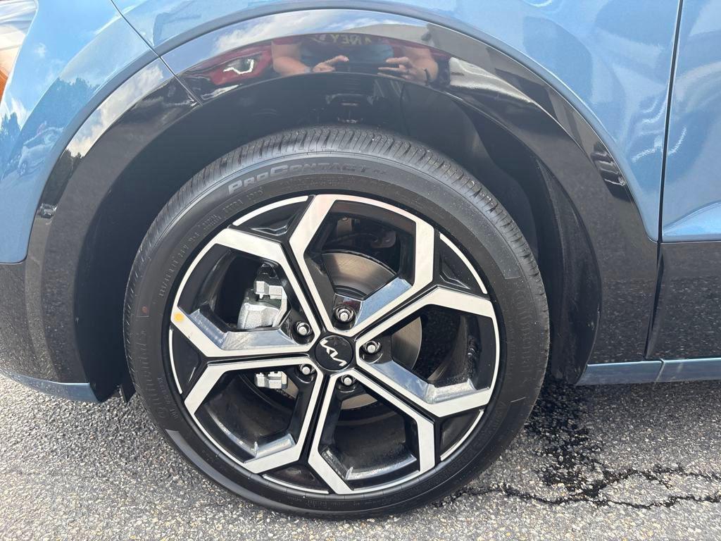 new 2025 Kia Niro car, priced at $32,870