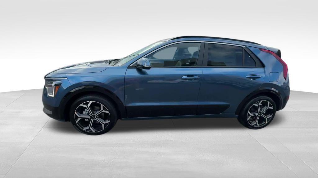 new 2025 Kia Niro car, priced at $32,870