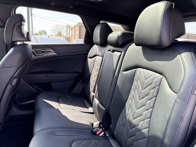 new 2025 Kia Sportage car, priced at $38,185