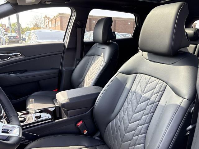 new 2025 Kia Sportage car, priced at $38,185