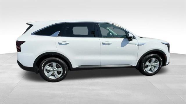 new 2025 Kia Sorento car, priced at $34,655