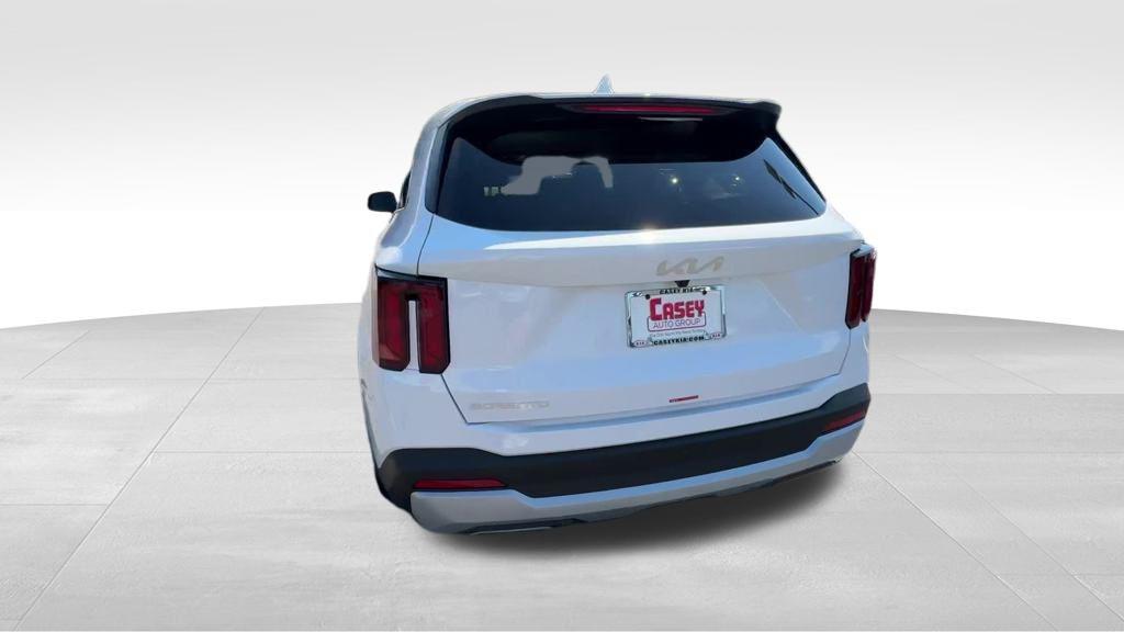 new 2025 Kia Sorento car, priced at $33,655