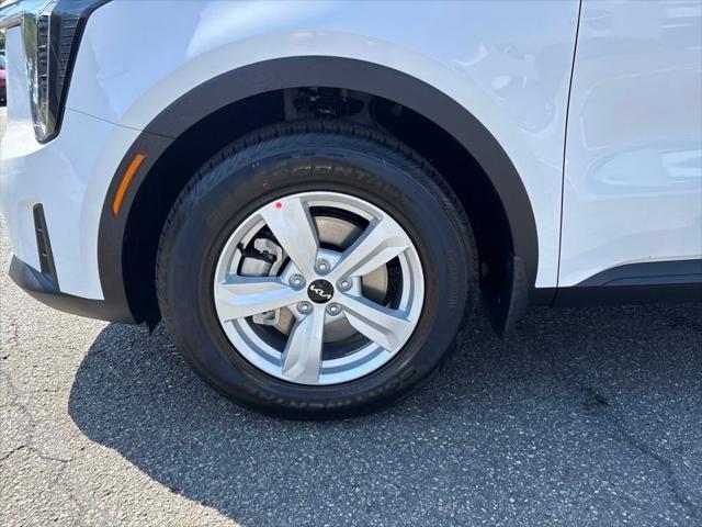 new 2025 Kia Sorento car, priced at $34,655