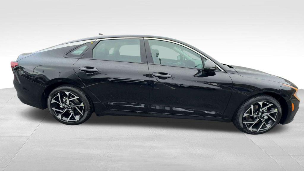 new 2025 Kia K5 car, priced at $34,795