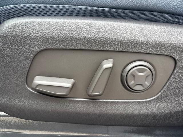 new 2026 Kia Carnival car, priced at $52,790