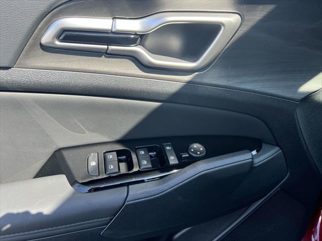 new 2025 Kia Sportage car, priced at $35,245