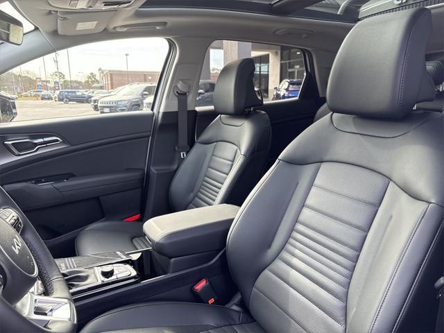 new 2025 Kia Sportage car, priced at $38,760
