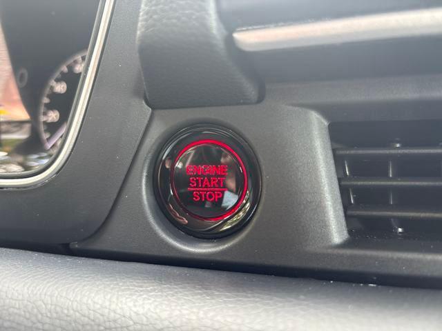 used 2025 Honda Pilot car, priced at $42,675