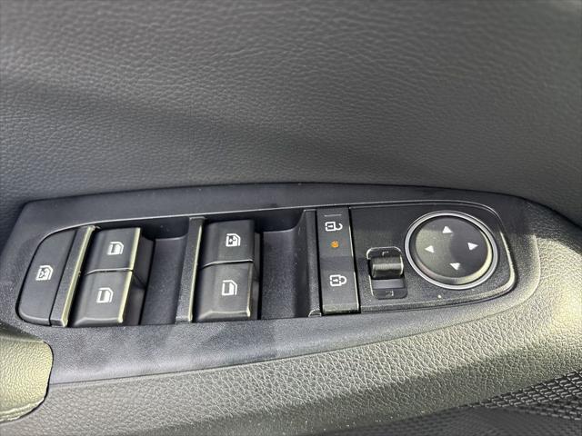 new 2025 Kia Seltos car, priced at $31,050