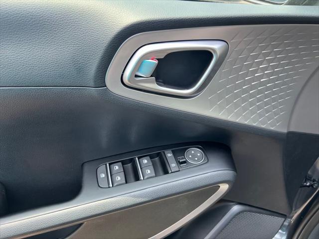 new 2025 Kia Soul car, priced at $22,880