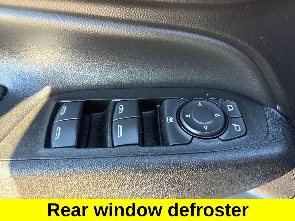 used 2021 Chevrolet Equinox car, priced at $17,875