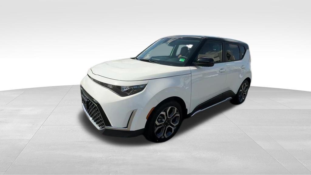 new 2025 Kia Soul car, priced at $27,495