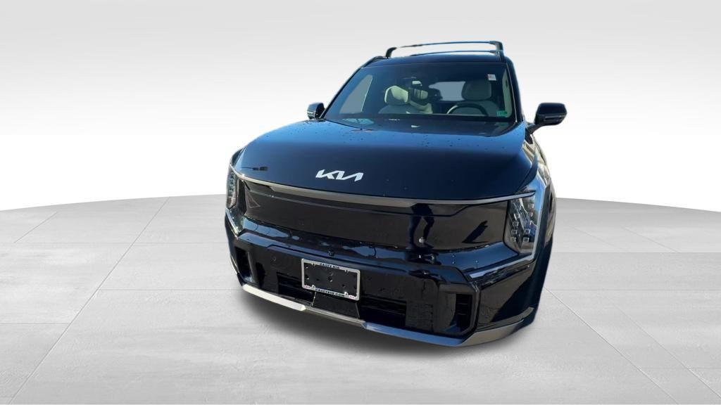 new 2026 Kia EV9 car, priced at $66,995
