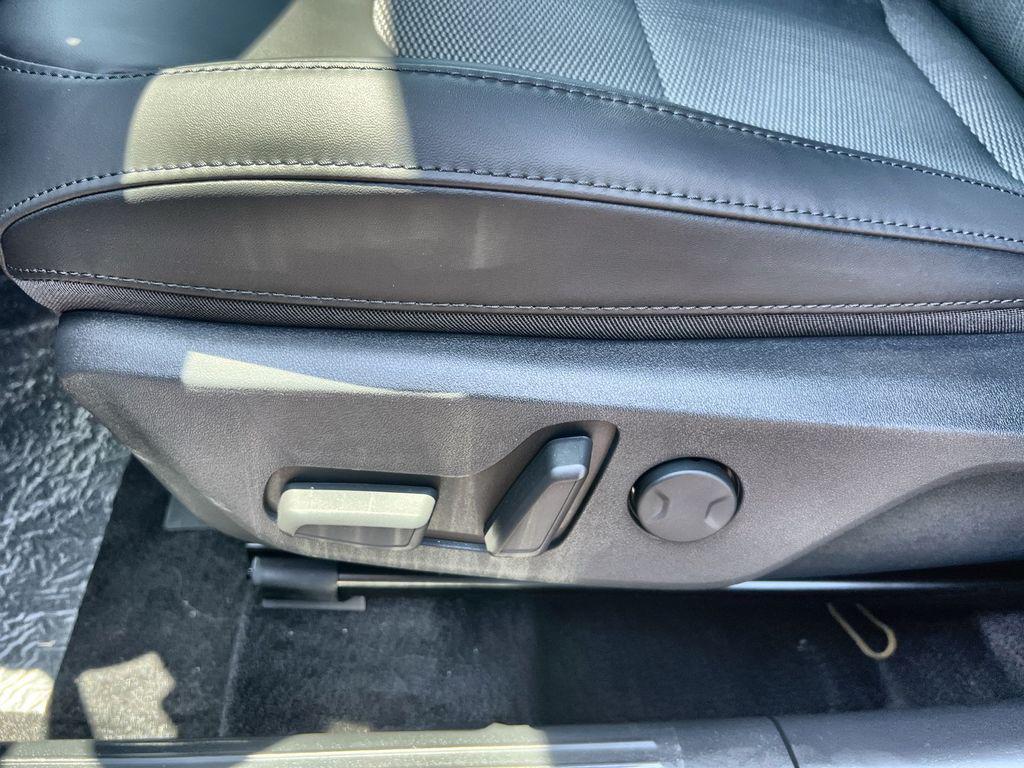 new 2024 Kia Niro car, priced at $32,985